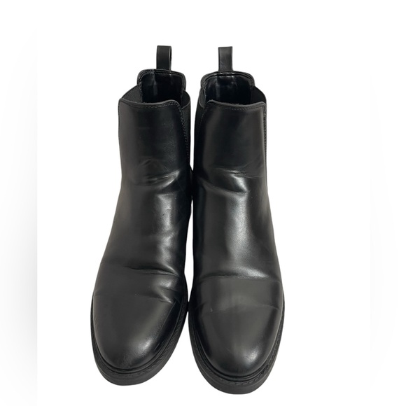 Zara Black Faux Leather Heeled Ankle Boots With Gold Trim At Heel Size 39 (8.5) - Picture 2 of 7